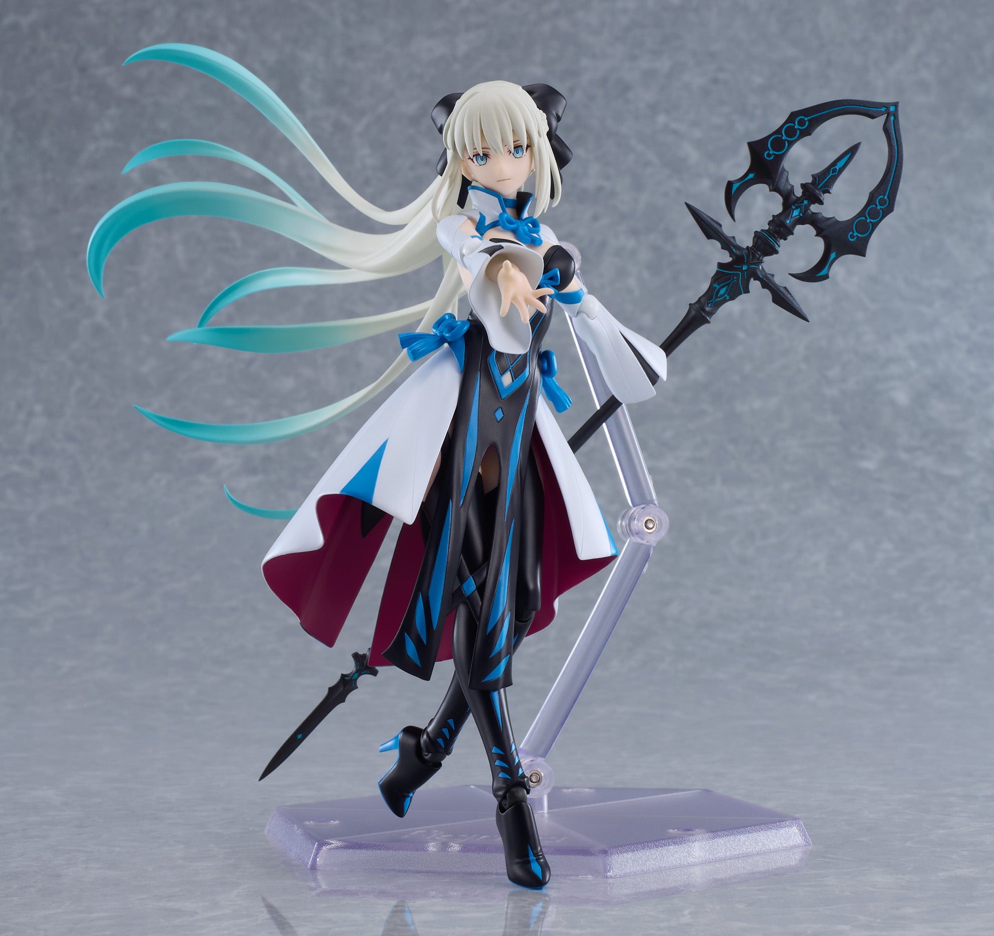 妖精女王駕到！《 FGO 》 figma 「 Berserker / 摩根」明日起開放預購，豐富配件重現第一再臨丰采