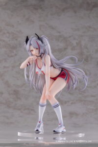 《碧藍航線》歐根親王美式足球 1/6 模型預購中 2026 年 9 月活力達陣