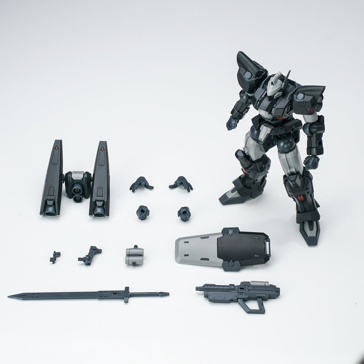 SHEIK MAINLAND 原創組裝模型《stag II式》預約開跑 重裝工業風定價僅約 528 元