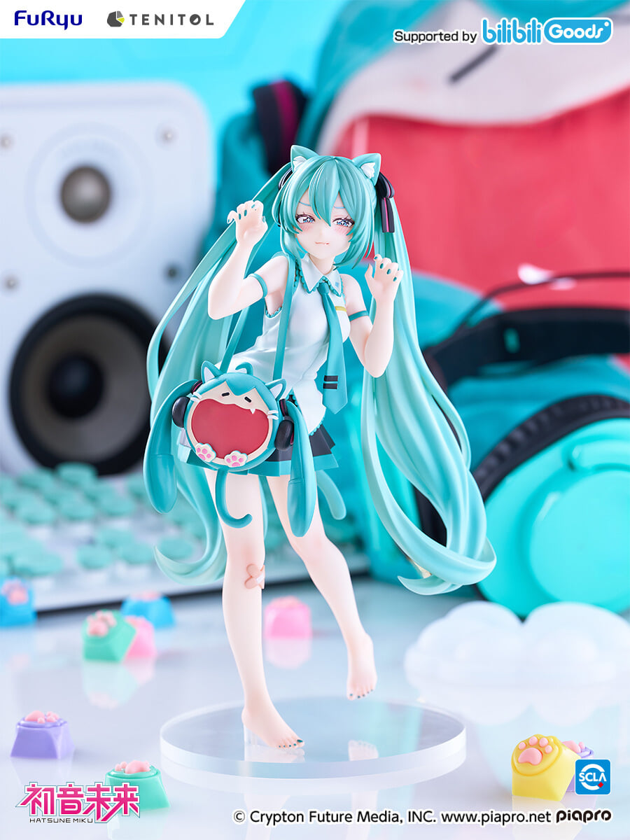 FURYU《初音未來》TENITOL 系列新作 巨大軟萌包與貓耳造型彩色原型亮相